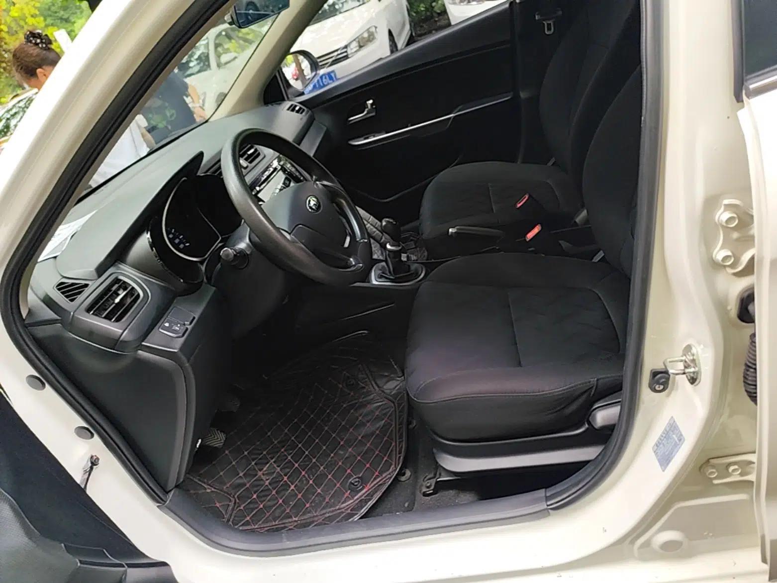 Kia K2 2015 Sedan 1.4L MT GLS — миниатюра 18