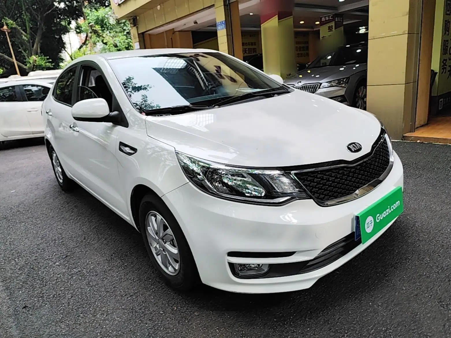 Kia K2 2015 Sedan 1.4L MT GLS — миниатюра 3