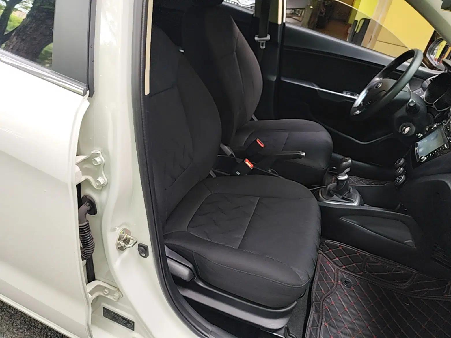 Kia K2 2015 Sedan 1.4L MT GLS — миниатюра 23