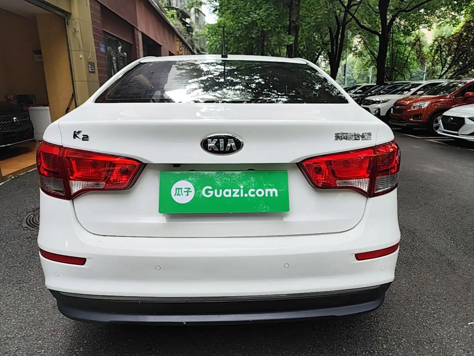 Kia K2 2015 Sedan 1.4L MT GLS — миниатюра 5