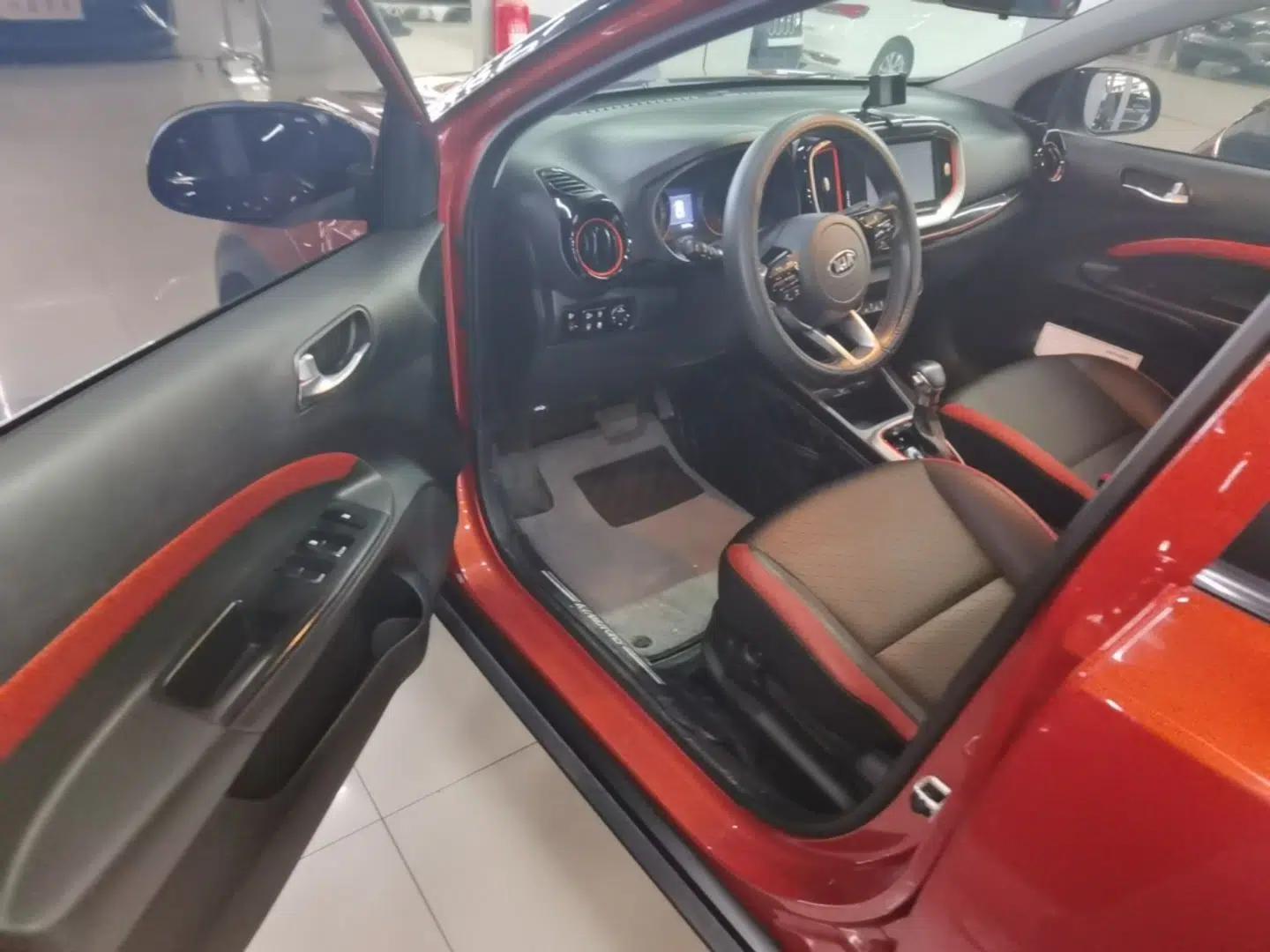Kia kx1 Stonic 2019 1.4L Automatic Fun Edition China V Standard — миниатюра 18