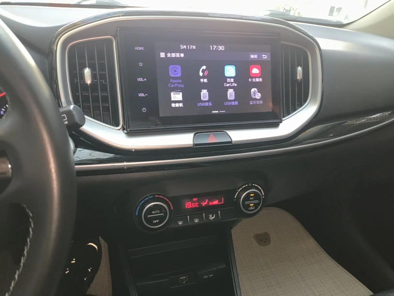 Kia kx1 Stonic 2019 1.4L Automatic Fun Edition China V Standard — миниатюра 16