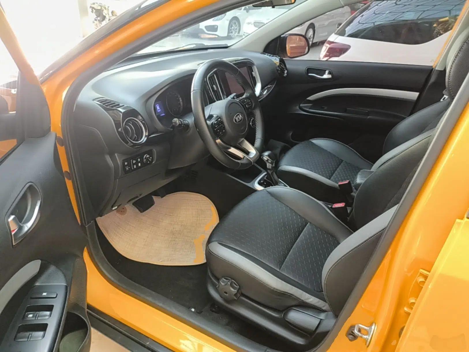 Kia kx1 Stonic 2019 1.4L Automatic Fun Edition China V Standard — миниатюра 19