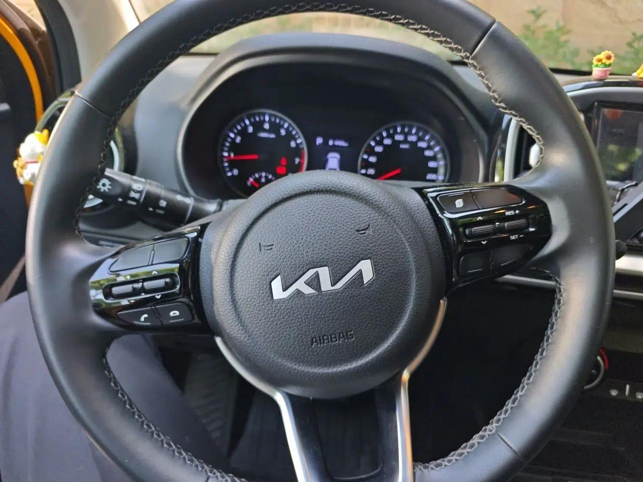 Kia kx1 Stonic 2021 1.4L CVT Sunroof Model — миниатюра 11