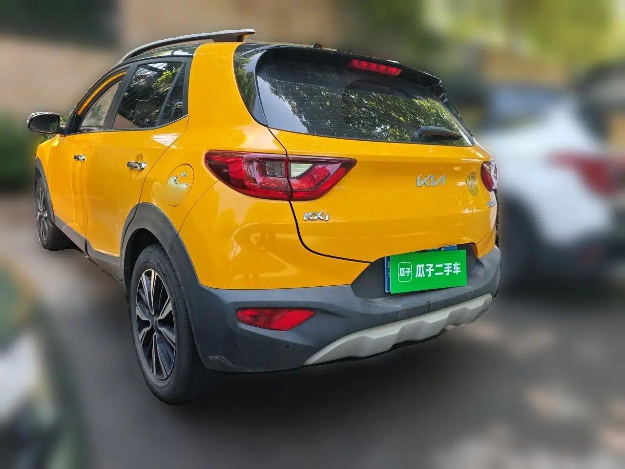 Kia kx1 Stonic 2021 1.4L CVT Sunroof Model — миниатюра 4