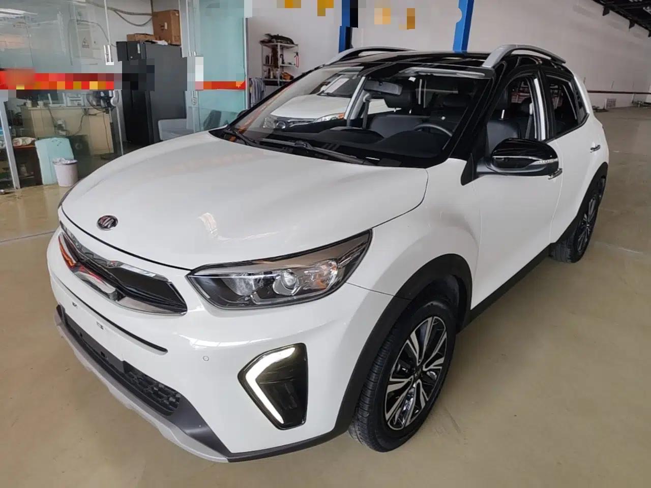 Kia kx1 Stonic 2021 1.4L CVT Fun & Sunroof Model — миниатюра 1
