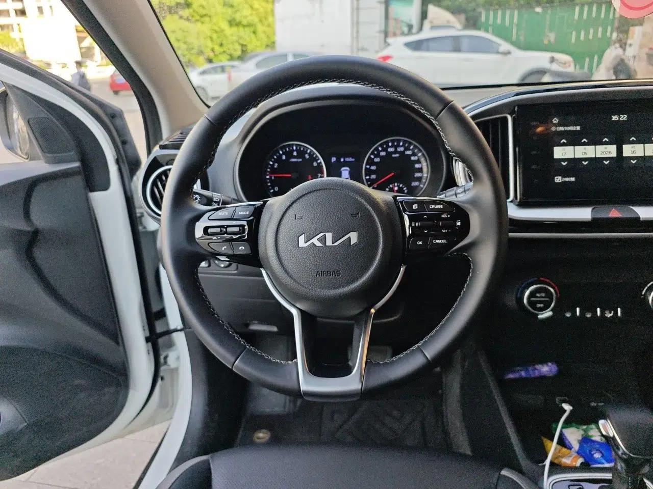 Kia kx1 Stonic 2026 Model 1.4L Sunroof Edition — миниатюра 11