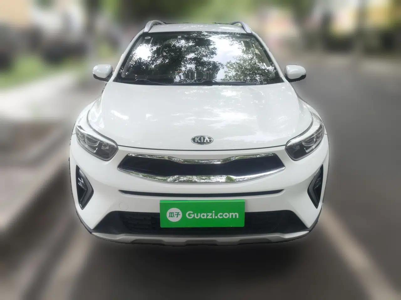 Kia kx1 Stonic 2019 1.4L Automatic Fun Edition China VI — миниатюра 2