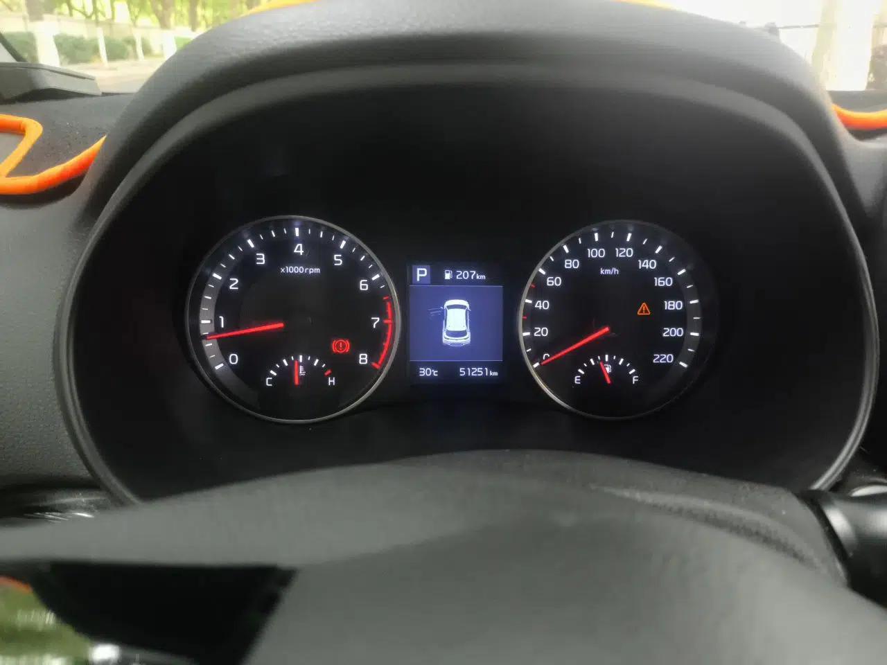 Kia kx1 Stonic 2019 1.4L Automatic Fun Edition China VI — миниатюра 12