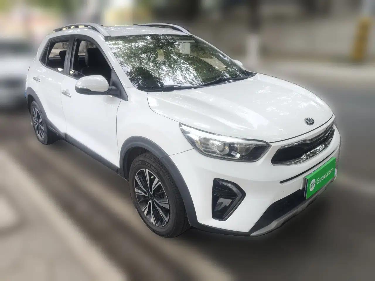 Kia kx1 Stonic 2019 1.4L Automatic Fun Edition China VI — миниатюра 3