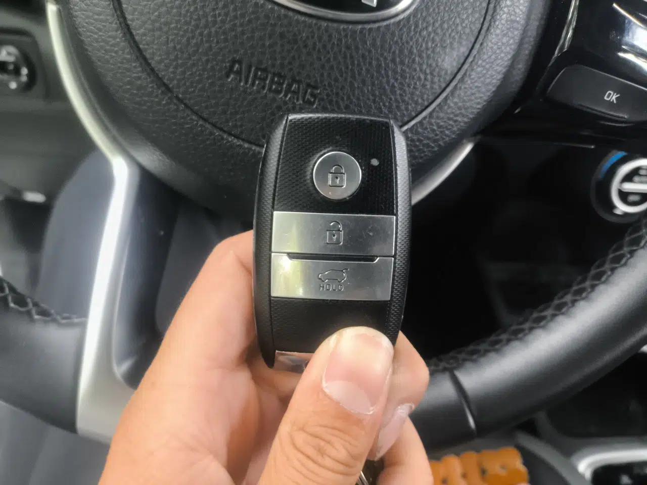Kia kx1 Stonic 2019 1.4L Automatic Fun Edition China VI — миниатюра 9
