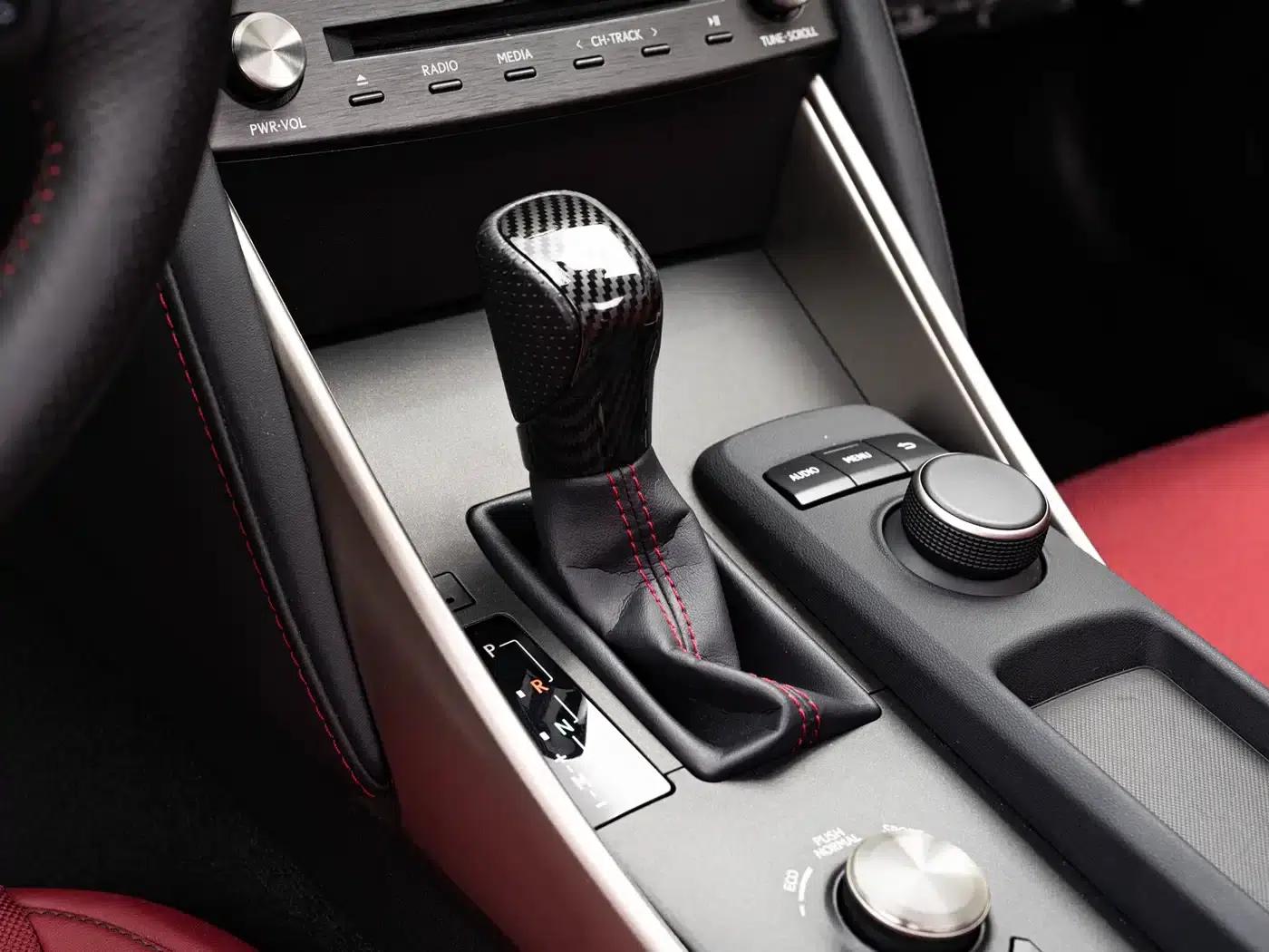 Lexus IS 2017 300 F SPORT Edition — миниатюра 15