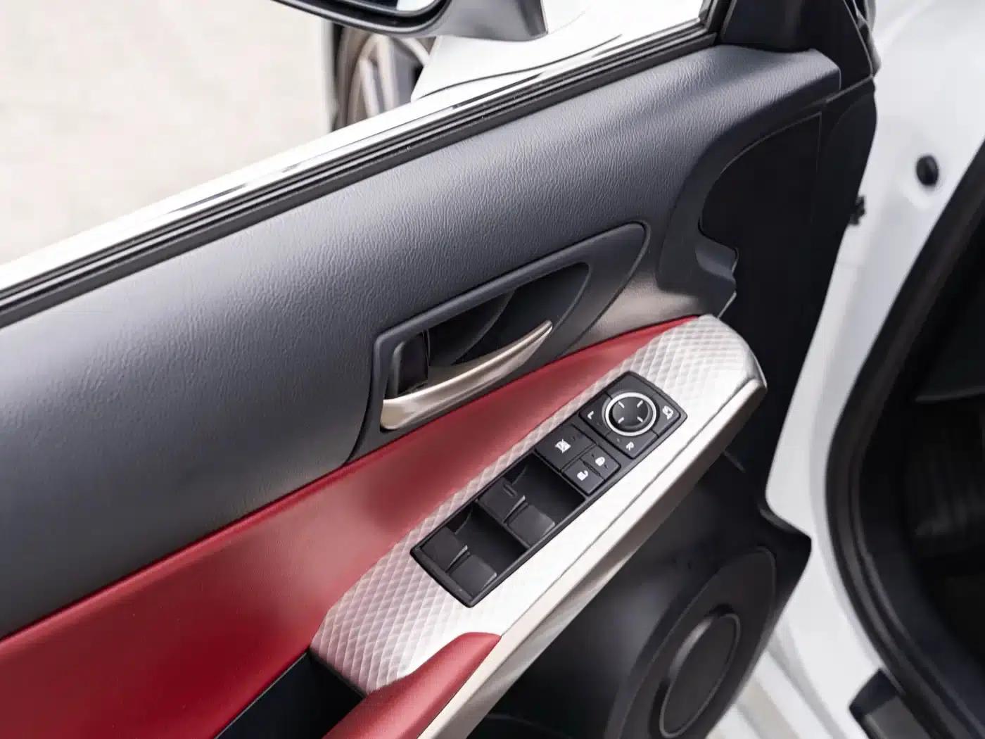 Lexus IS 2017 300 F SPORT Edition — миниатюра 17