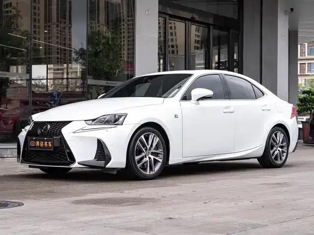Lexus IS 2017 300 F SPORT Edition