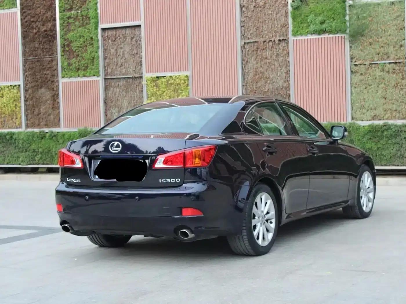 Lexus IS 2009 300 Luxury Edition — миниатюра 4
