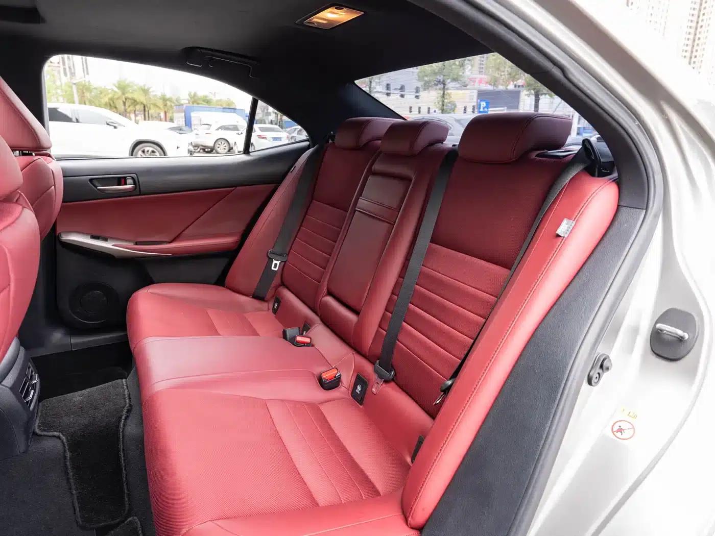 Lexus IS 2017 300 F SPORT Edition — миниатюра 12