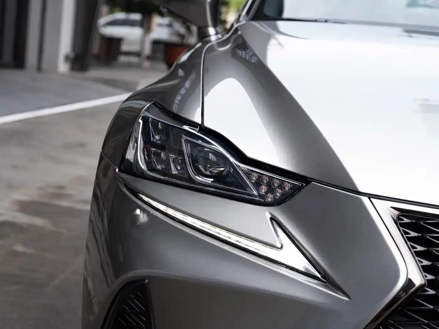 Lexus IS 2017 300 F SPORT Edition — миниатюра 6