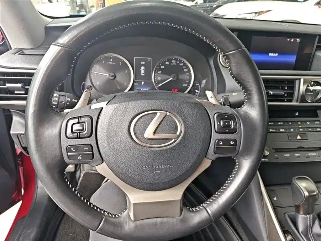Lexus IS 2017 300 Sport Edition — миниатюра 11