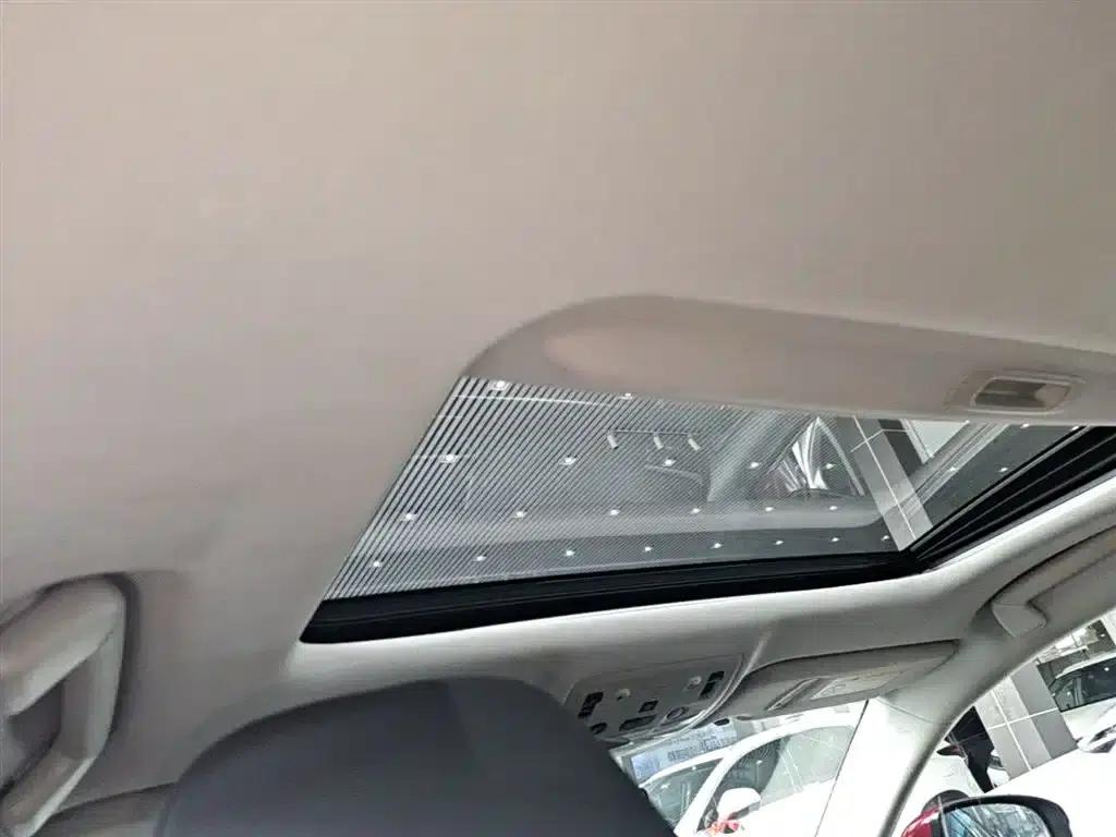 Lexus IS 2017 300 Sport Edition — миниатюра 18