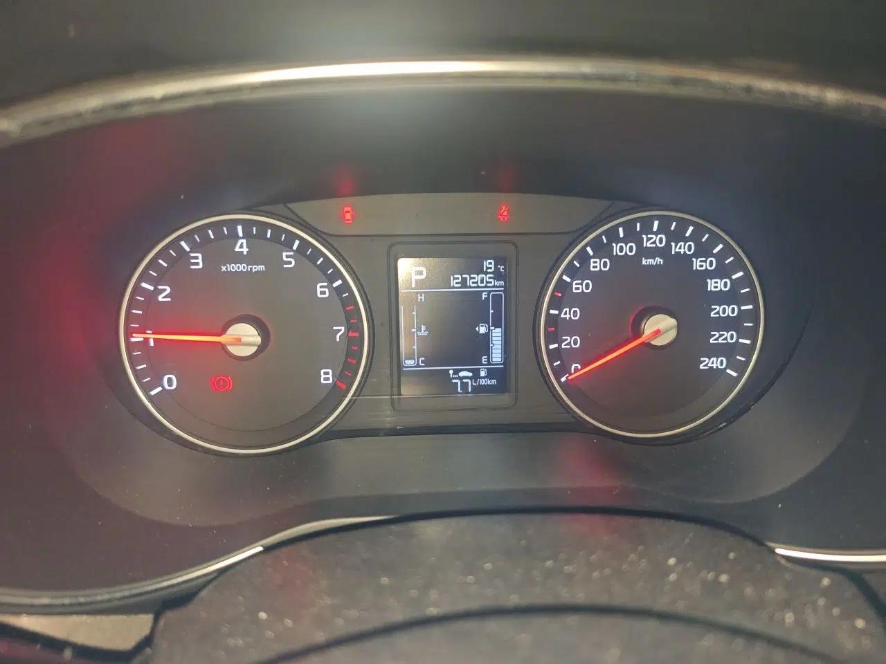 Kia KX3 2015 1.6L Automatic Two-Wheel Drive DLX — миниатюра 13