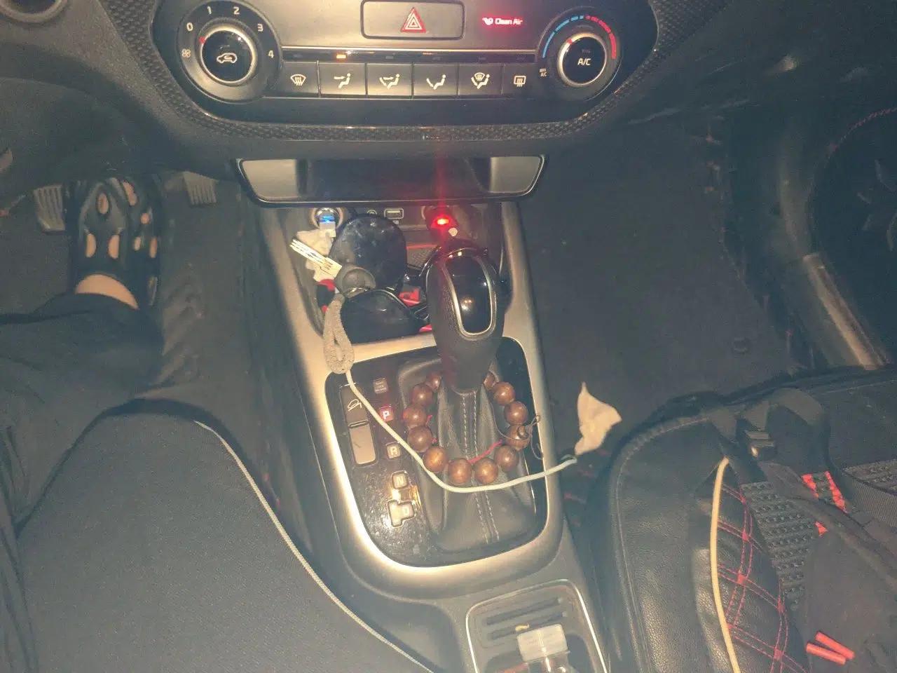 Kia KX3 2015 1.6L Automatic Two-Wheel Drive DLX — миниатюра 15