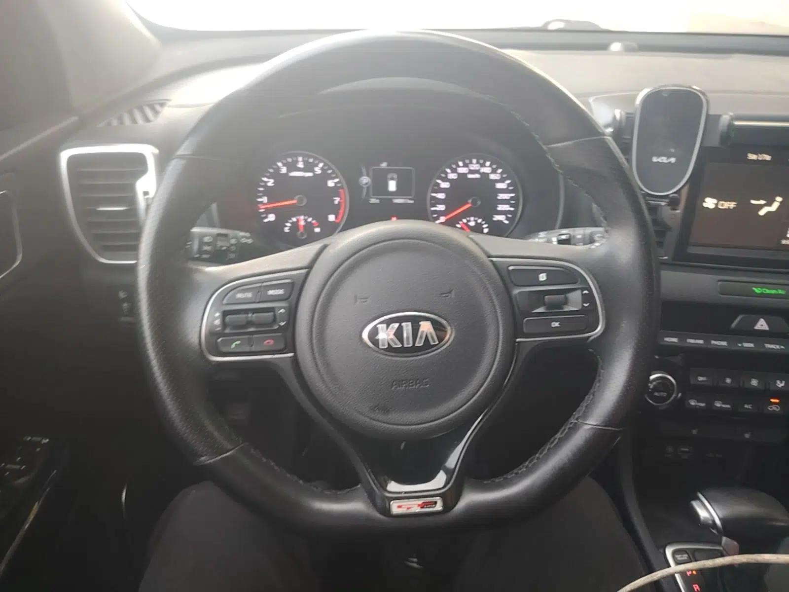 Kia KX5 2016 1.6T Automatic Two-Wheel Drive DLX — миниатюра 14