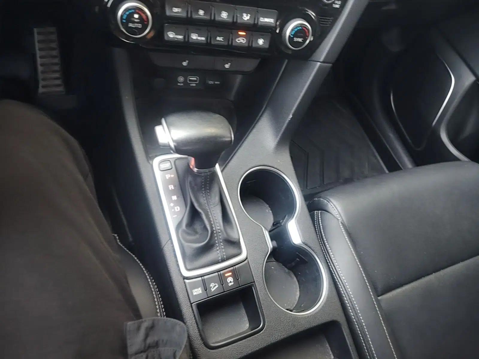 Kia KX5 2016 1.6T Automatic Two-Wheel Drive DLX — миниатюра 17