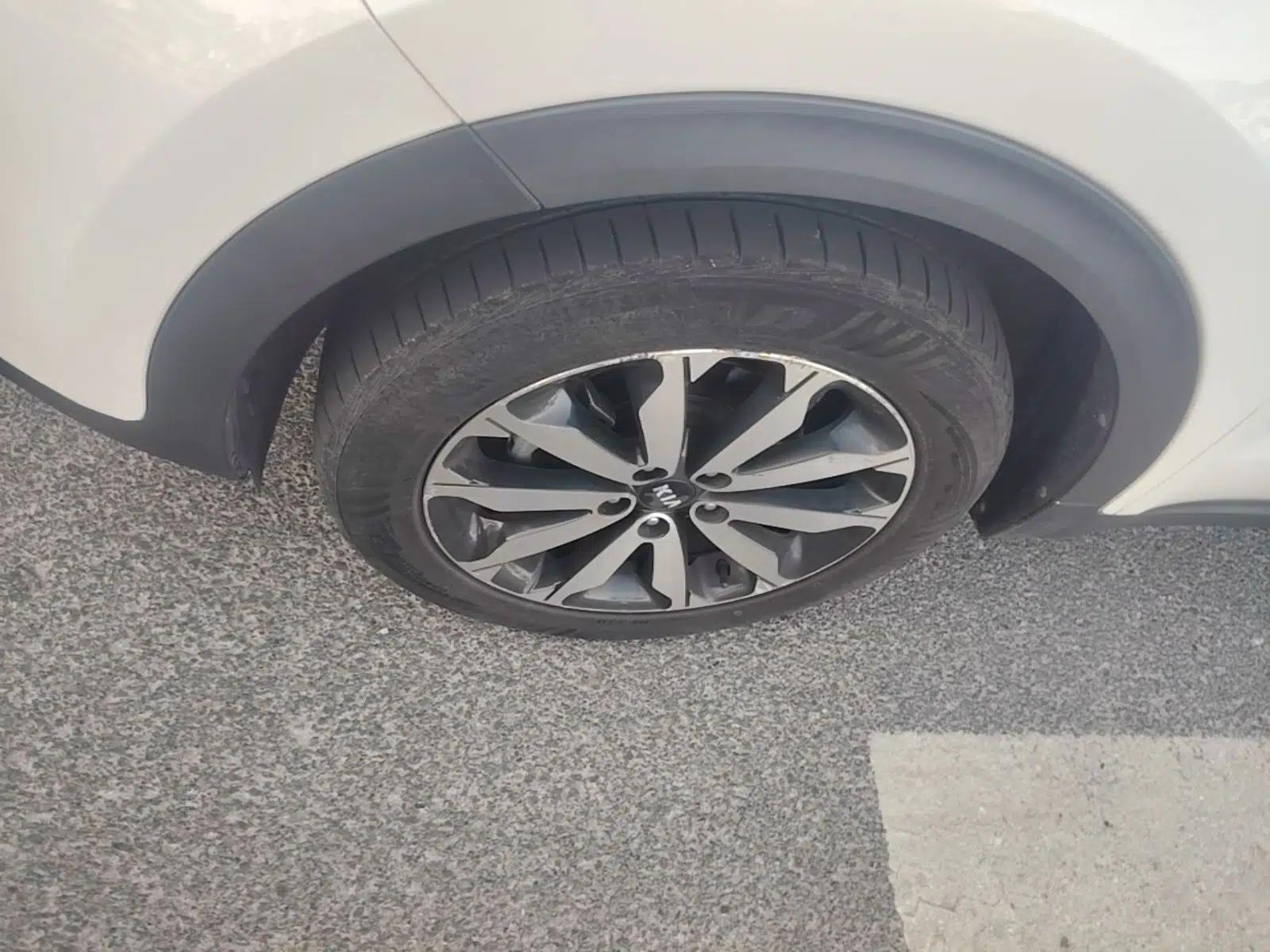 Kia KX5 2016 1.6T Automatic Two-Wheel Drive DLX — миниатюра 8