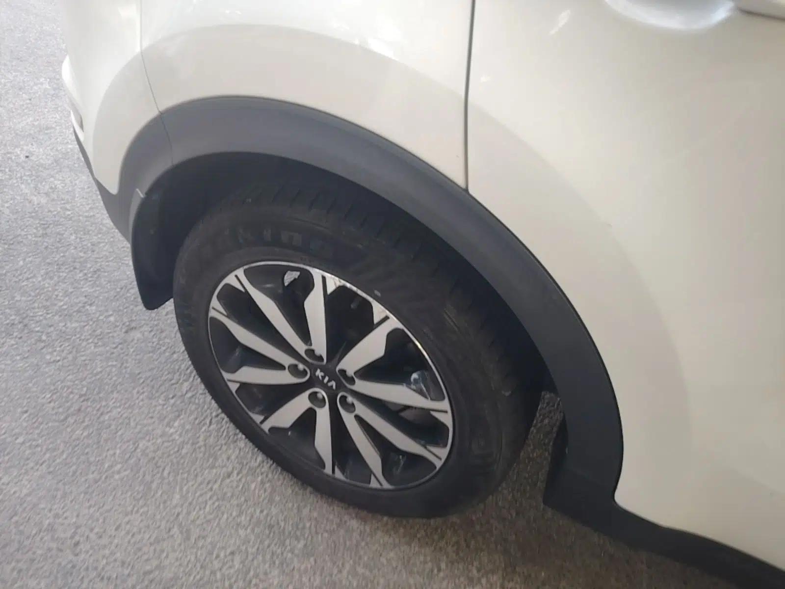 Kia KX5 2016 1.6T Automatic Two-Wheel Drive DLX — миниатюра 10