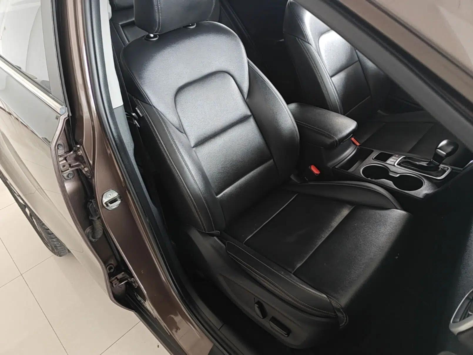 Kia KX5 2016 1.6T Automatic Two-Wheel Drive Premium — миниатюра 23
