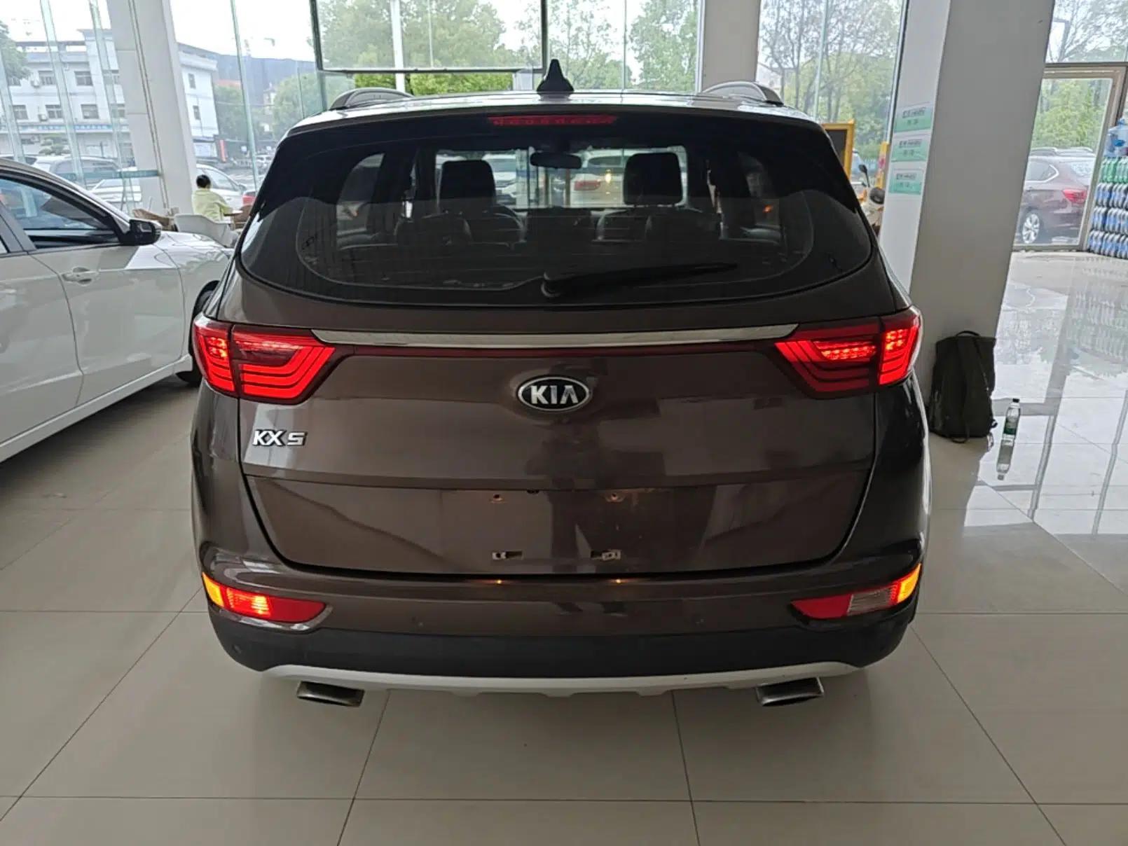 Kia KX5 2016 1.6T Automatic Two-Wheel Drive Premium — миниатюра 5