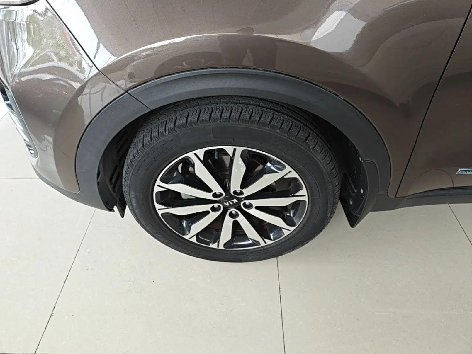 Kia KX5 2016 1.6T Automatic Two-Wheel Drive Premium — миниатюра 8