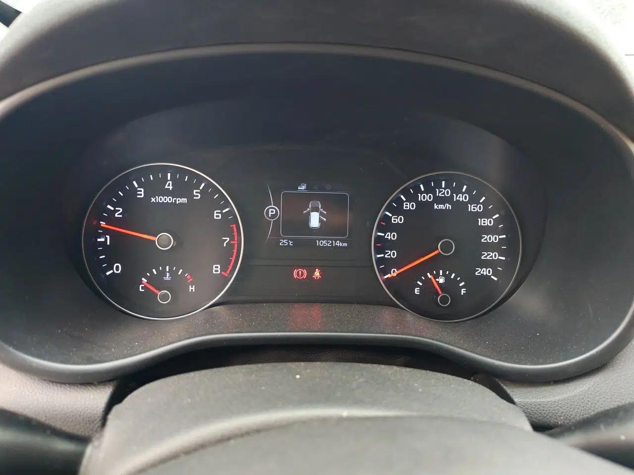 Kia KX5 2017 1.6T Automatic Two-Wheel Drive 15th Anniversary Special Edition DLX — миниатюра 12