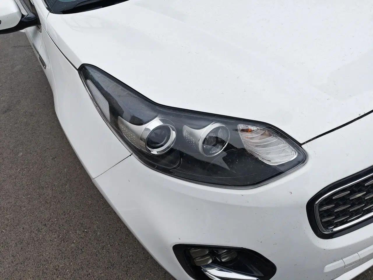 Kia KX5 2017 1.6T Automatic Two-Wheel Drive 15th Anniversary Special Edition DLX — миниатюра 7