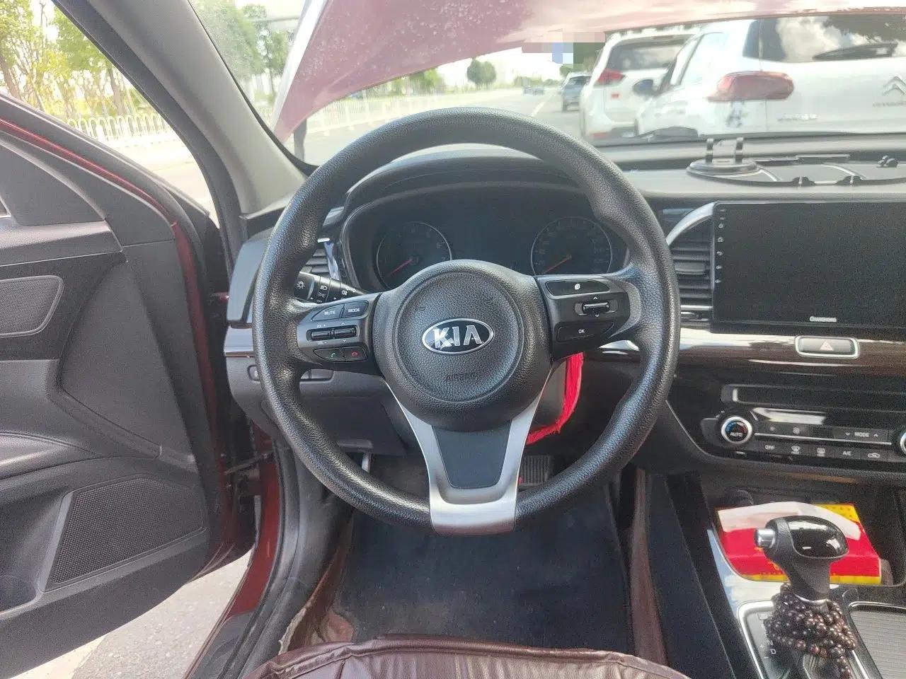 Kia K4 2014 1.8L Automatic GLS — миниатюра 11
