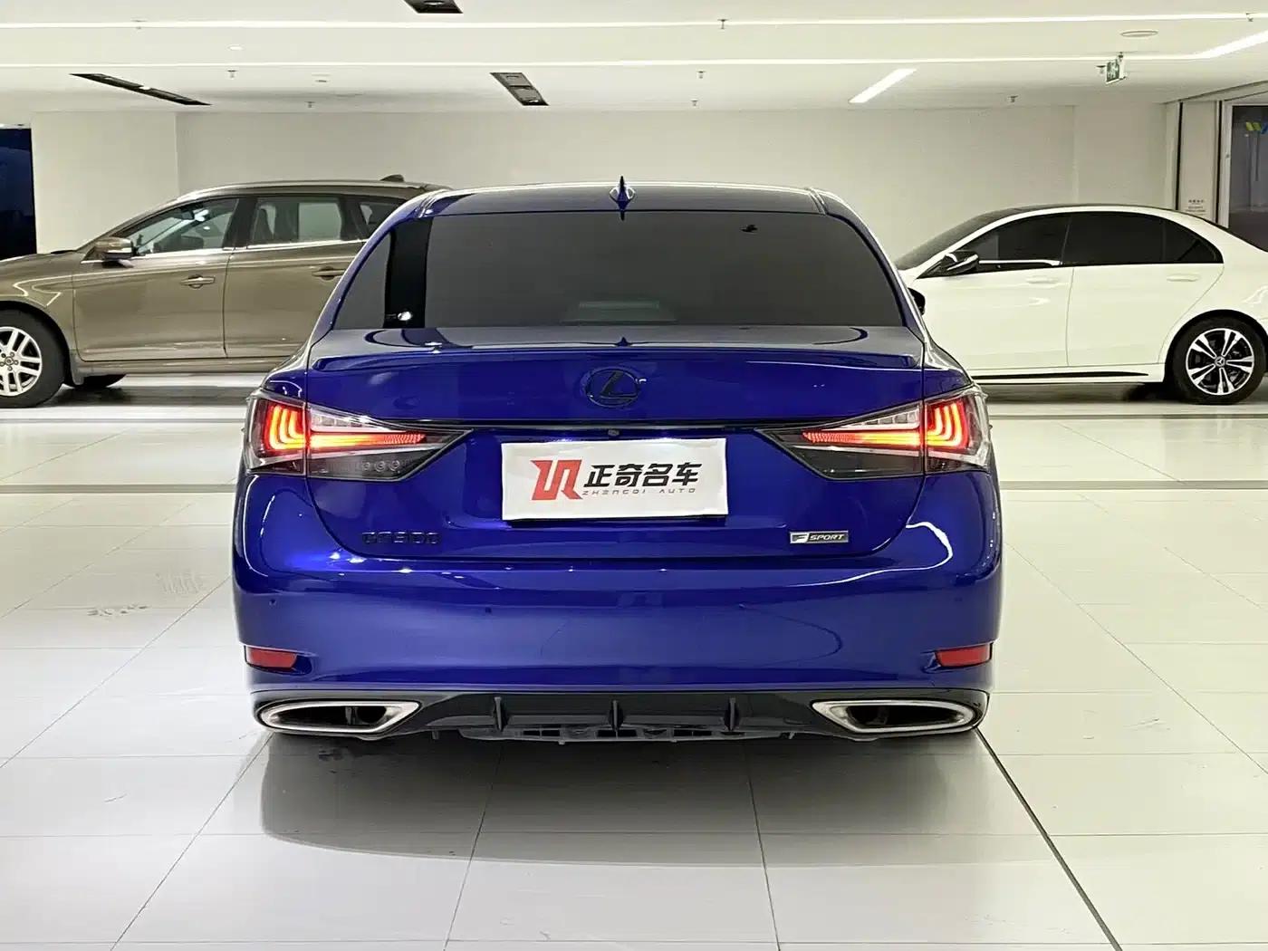2017 Lexus GS 300 F SPORT — миниатюра 18