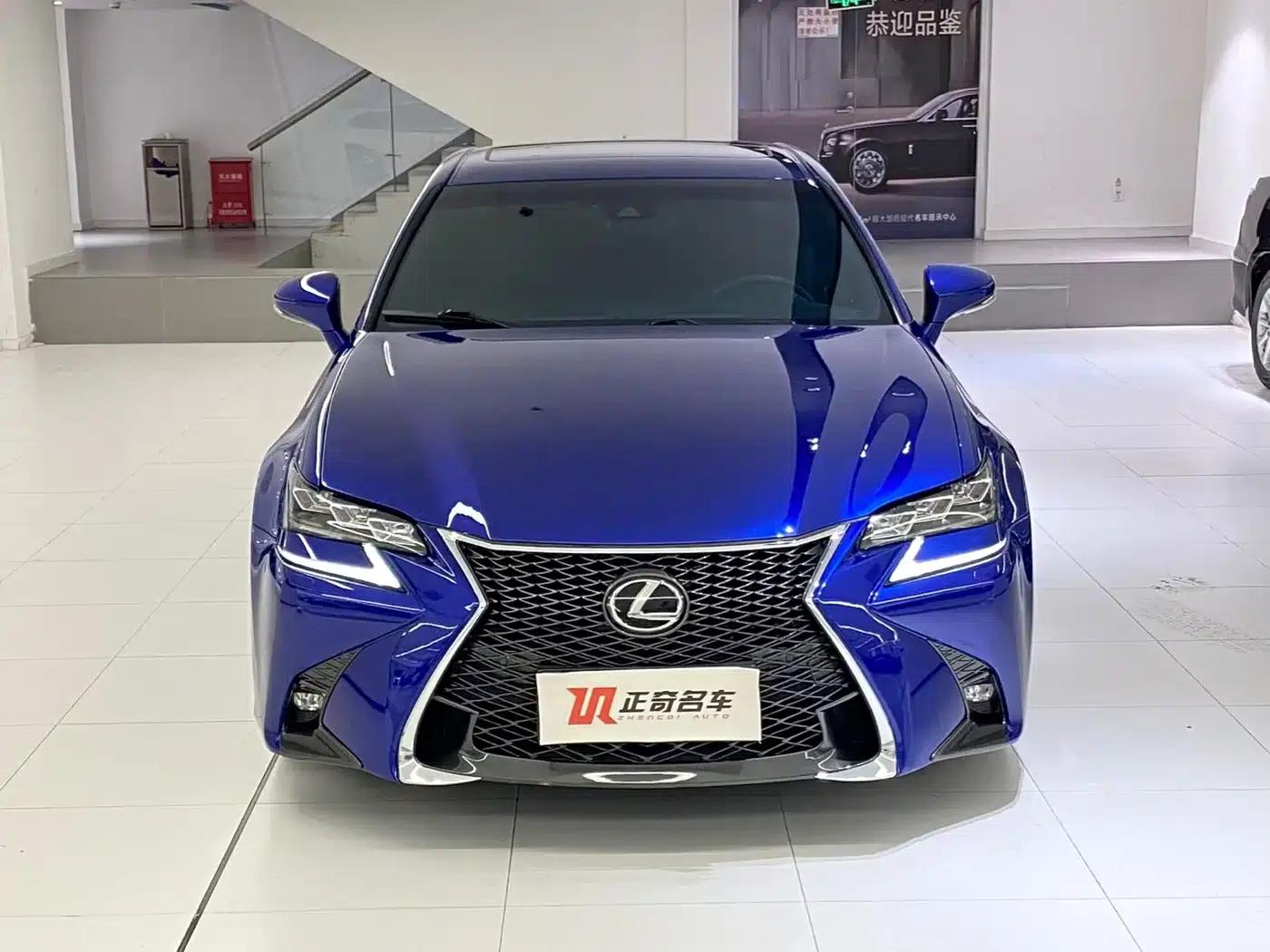 2017 Lexus GS 300 F SPORT — миниатюра 3
