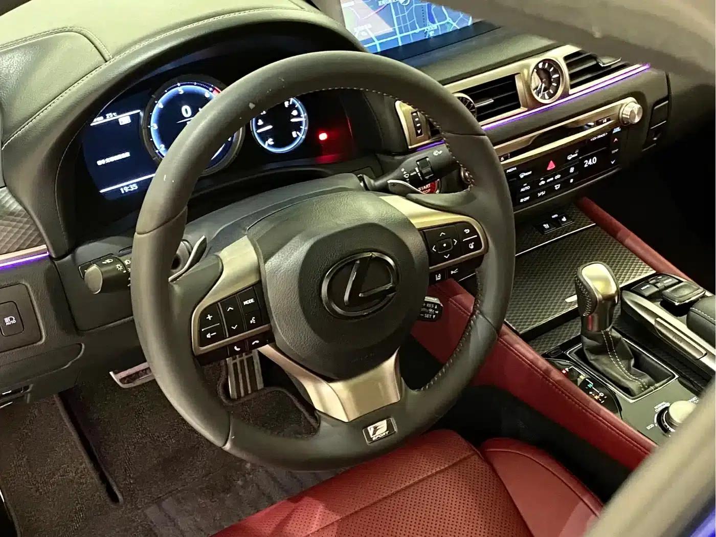 2017 Lexus GS 300 F SPORT — миниатюра 8