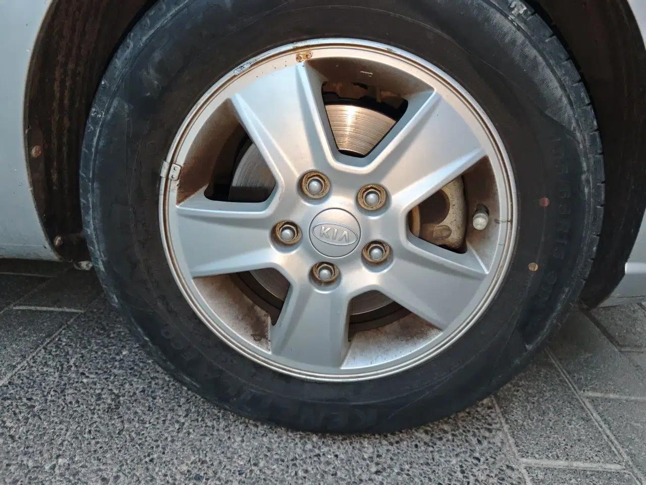 Kia Forte 2009 1.6L MT GL — миниатюра 8