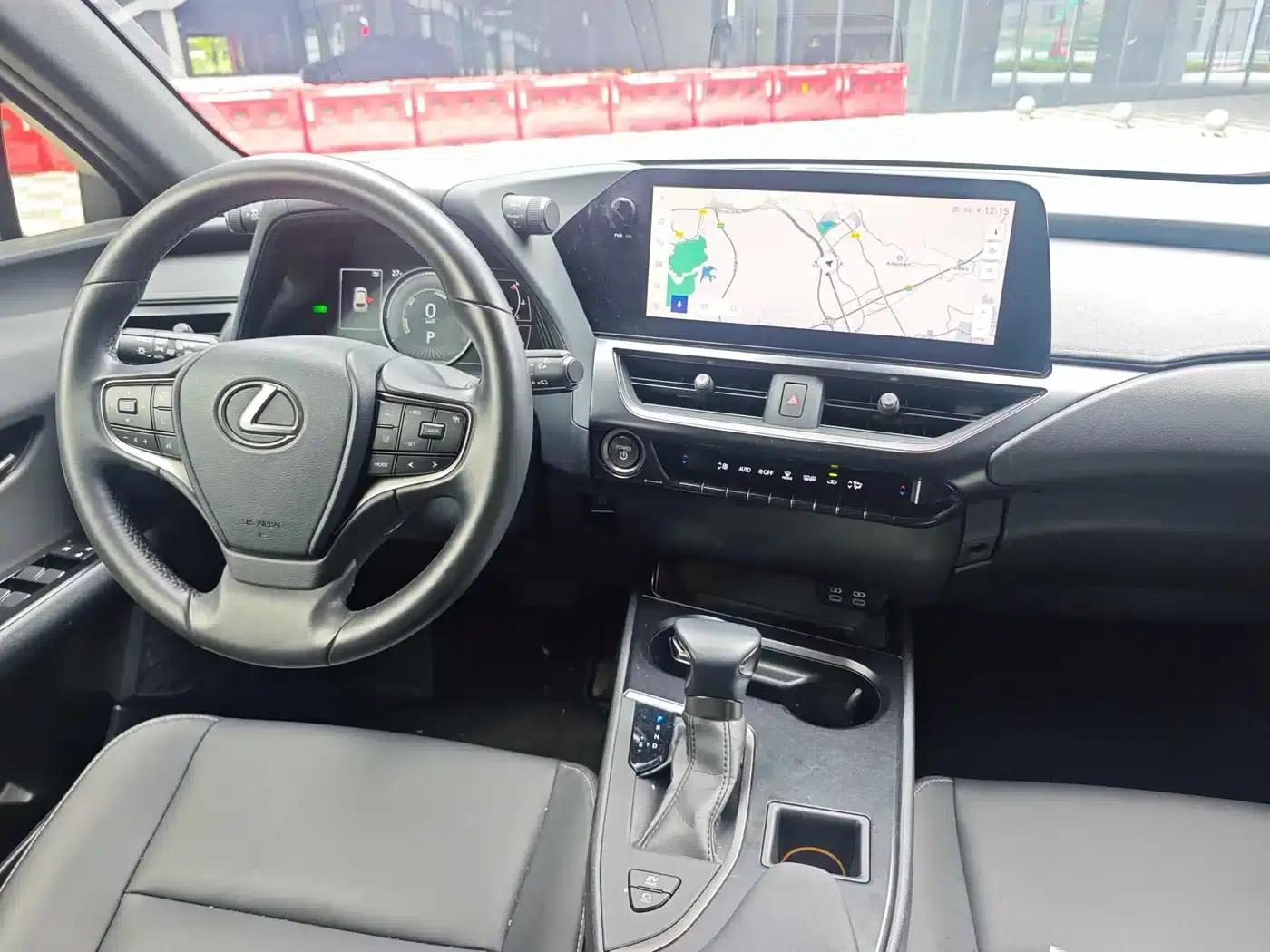 Lexus UX 2022 260h Explore Edition — миниатюра 13