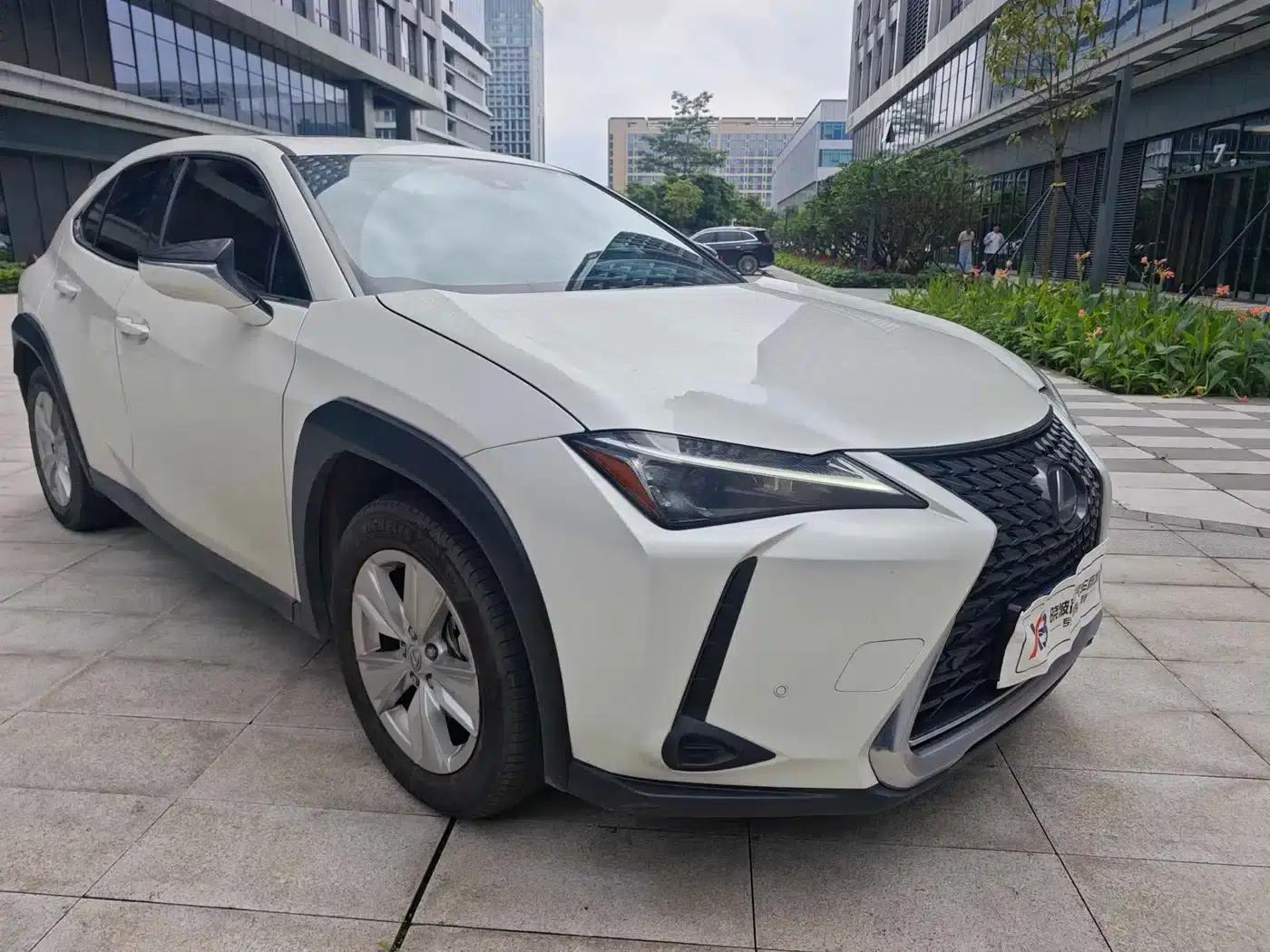 Lexus UX 2022 260h Explore Edition — миниатюра 3