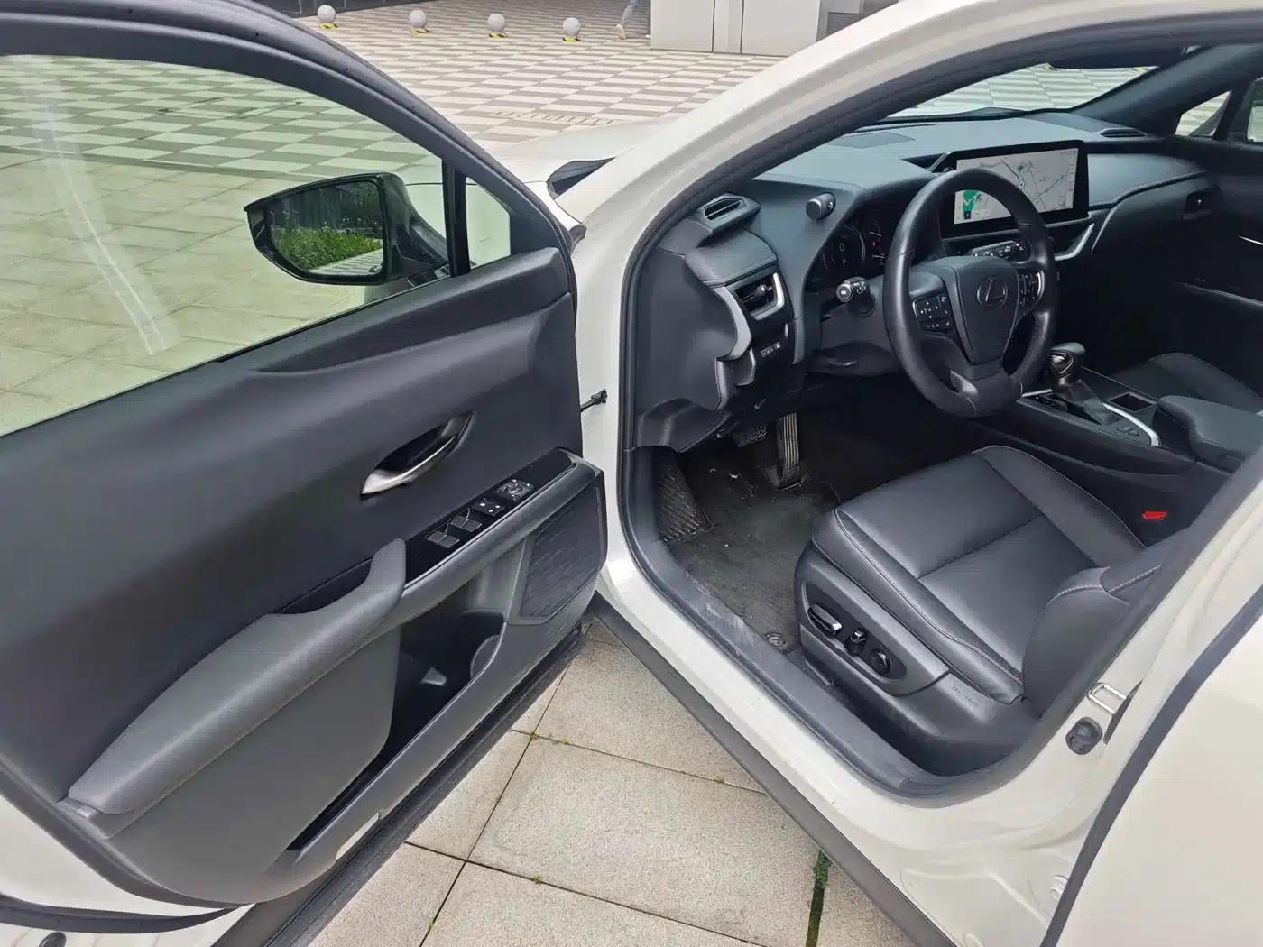 Lexus UX 2022 260h Explore Edition — миниатюра 10