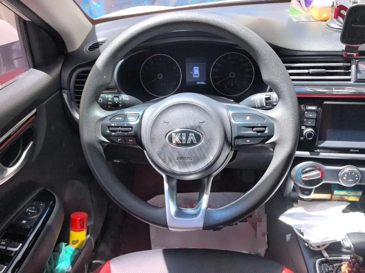 Kia KX Cross 2017 1.4L AT GLS — миниатюра 11
