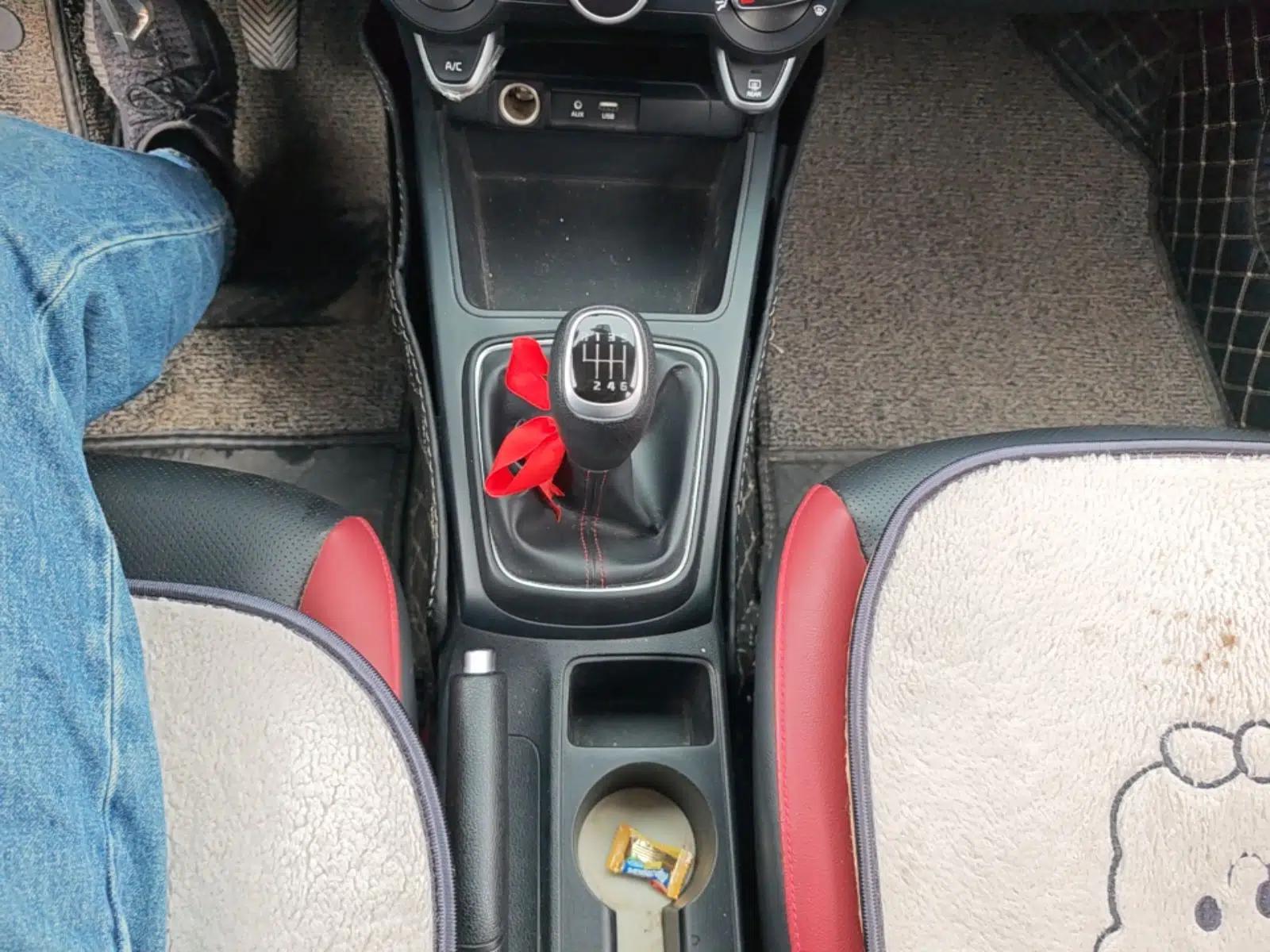 Kia KX Cross 2017 1.4L MT GLS — миниатюра 17