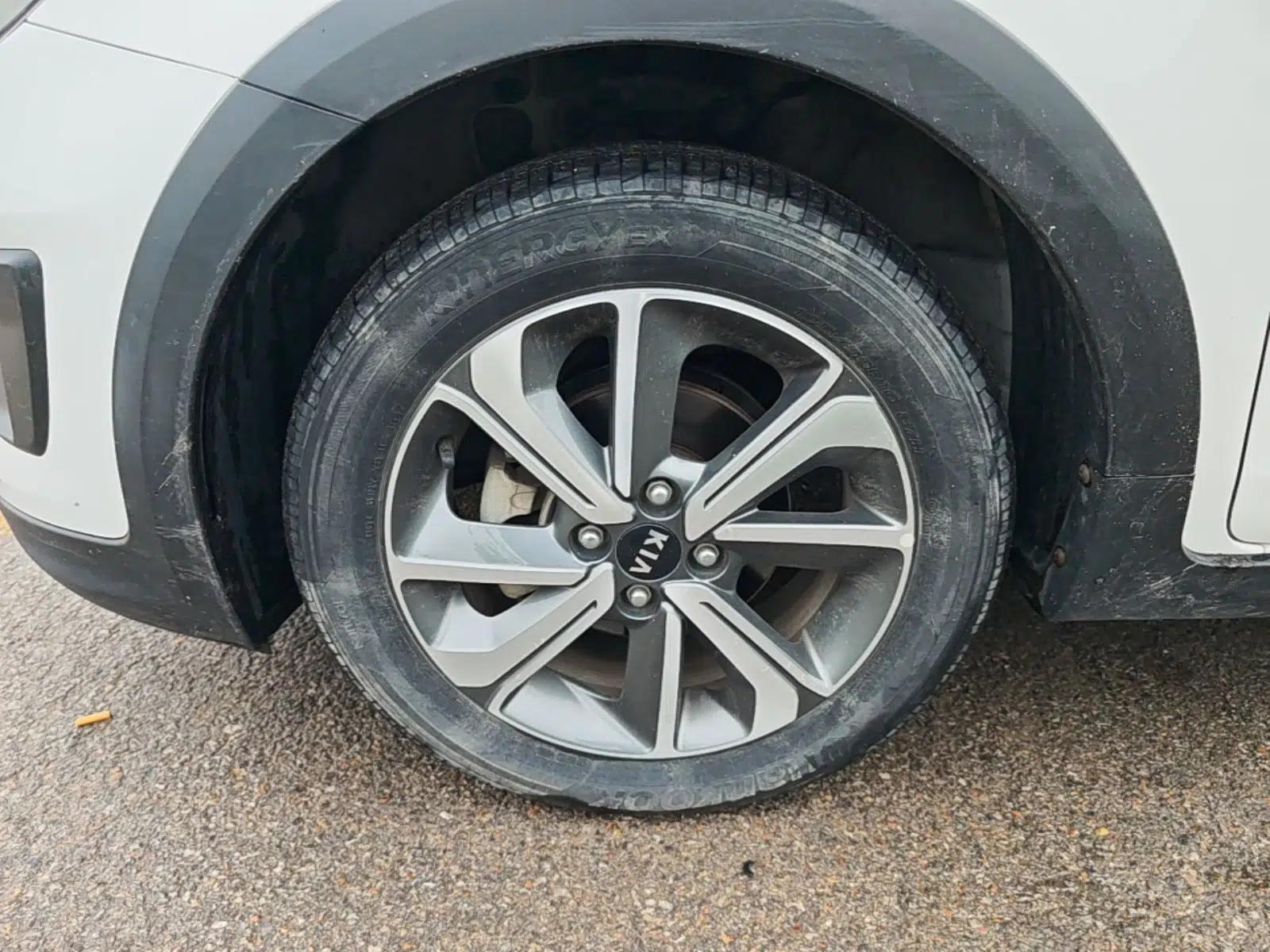 Kia KX Cross 2017 1.4L MT GLS — миниатюра 8