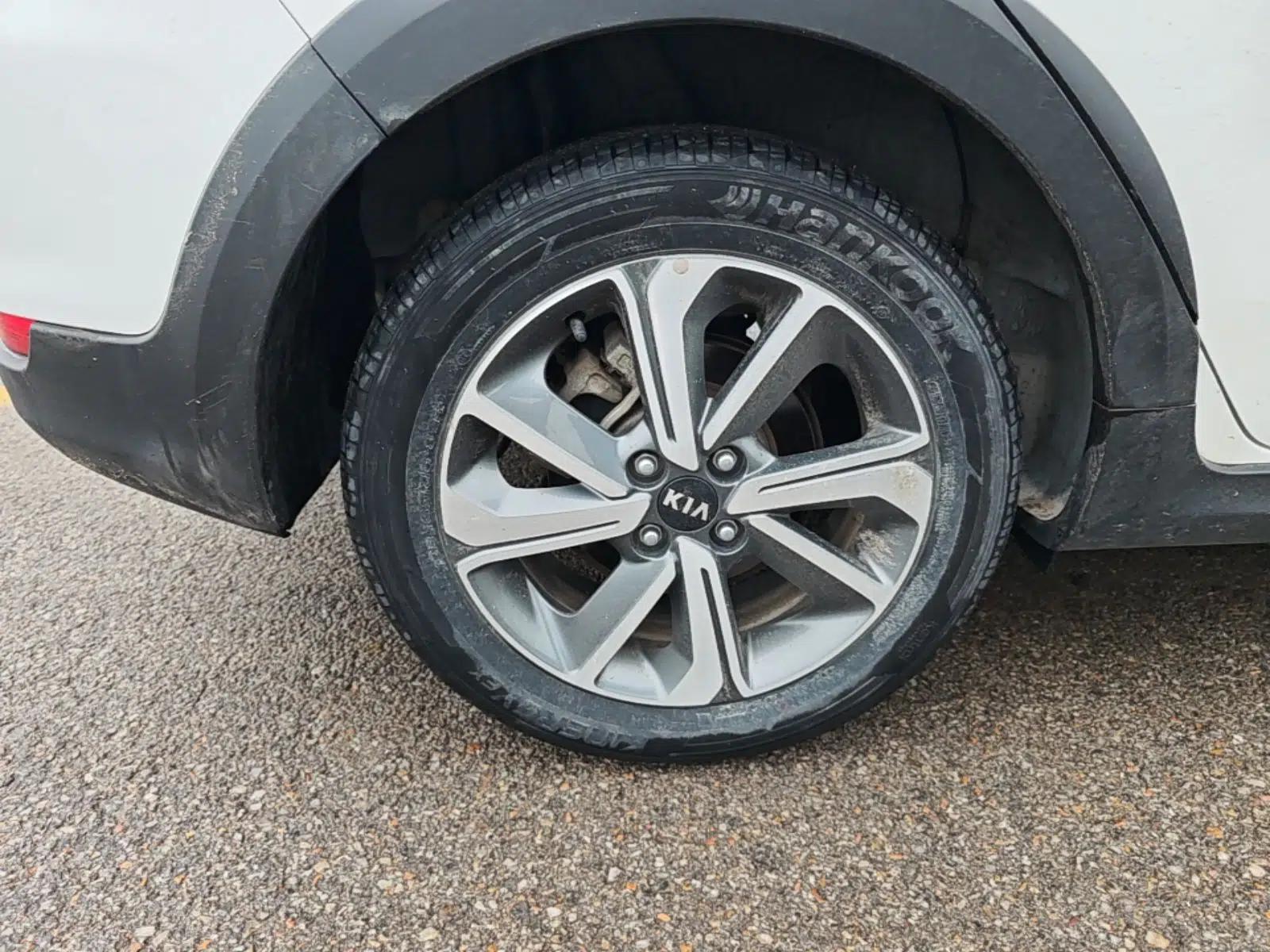 Kia KX Cross 2017 1.4L MT GLS — миниатюра 10