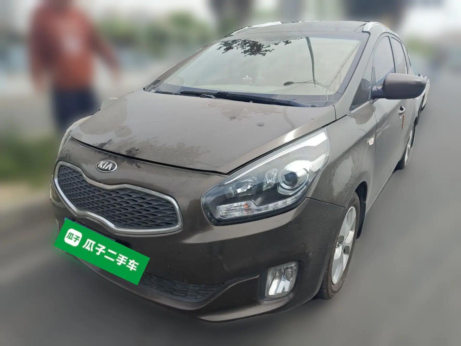 Kia Carens 2013 2.0L 5-Seater Automatic Standard Version China V Standard — миниатюра 1