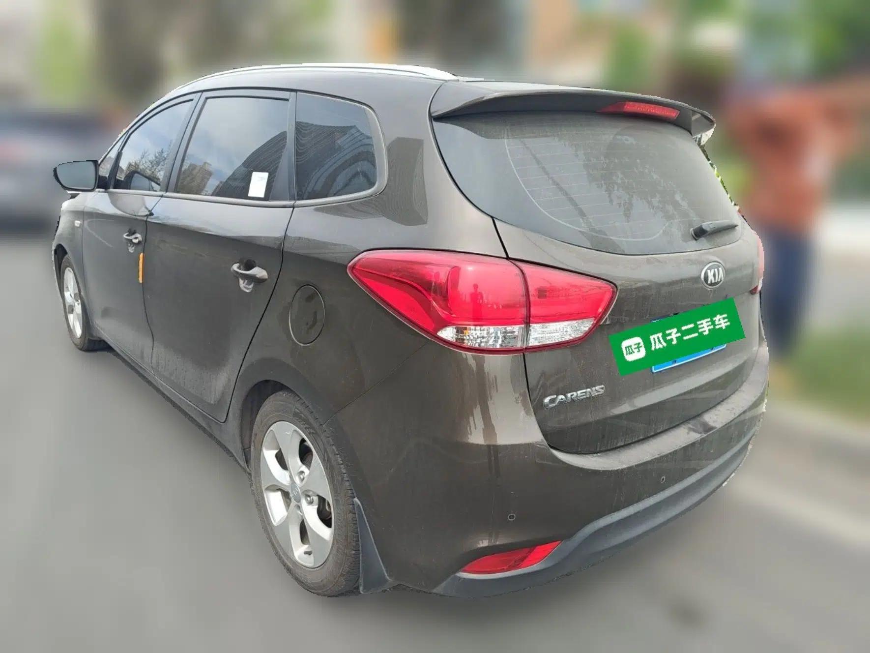 Kia Carens 2013 2.0L 5-Seater Automatic Standard Version China V Standard — миниатюра 4