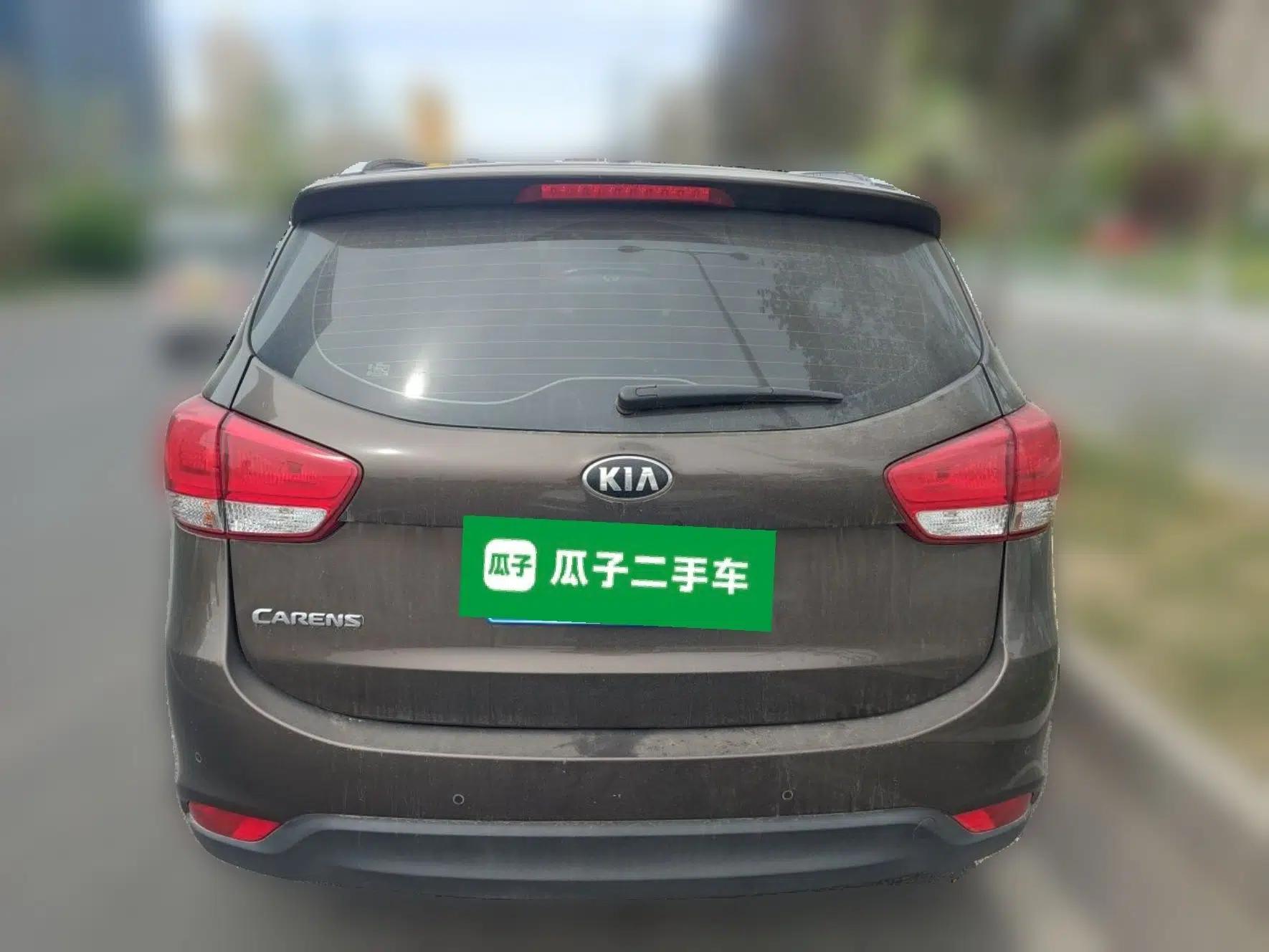 Kia Carens 2013 2.0L 5-Seater Automatic Standard Version China V Standard — миниатюра 5