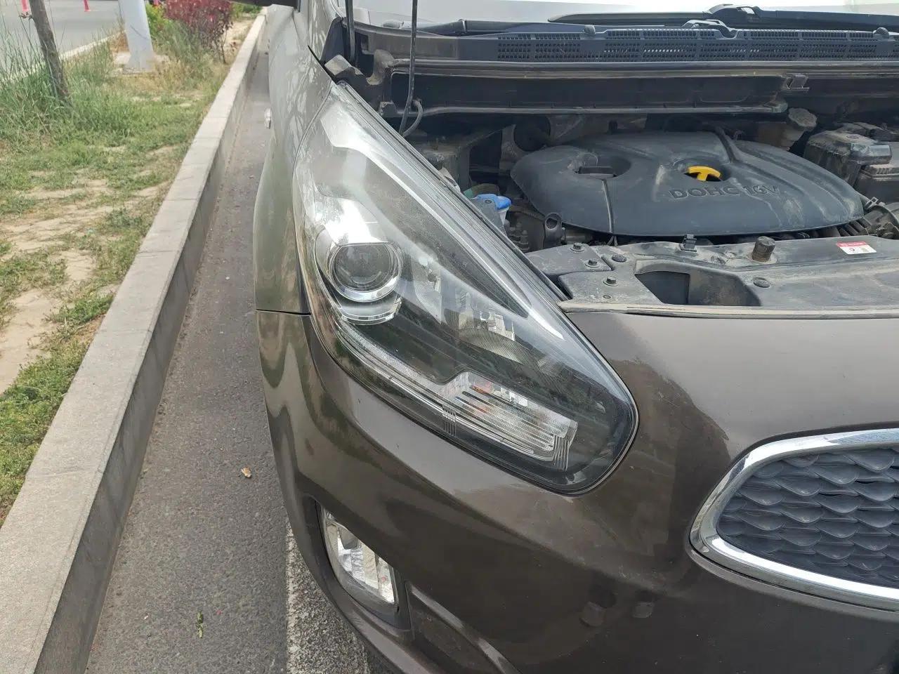Kia Carens 2013 2.0L 5-Seater Automatic Standard Version China V Standard — миниатюра 7